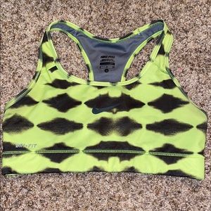 RARE women’s nike sports bra